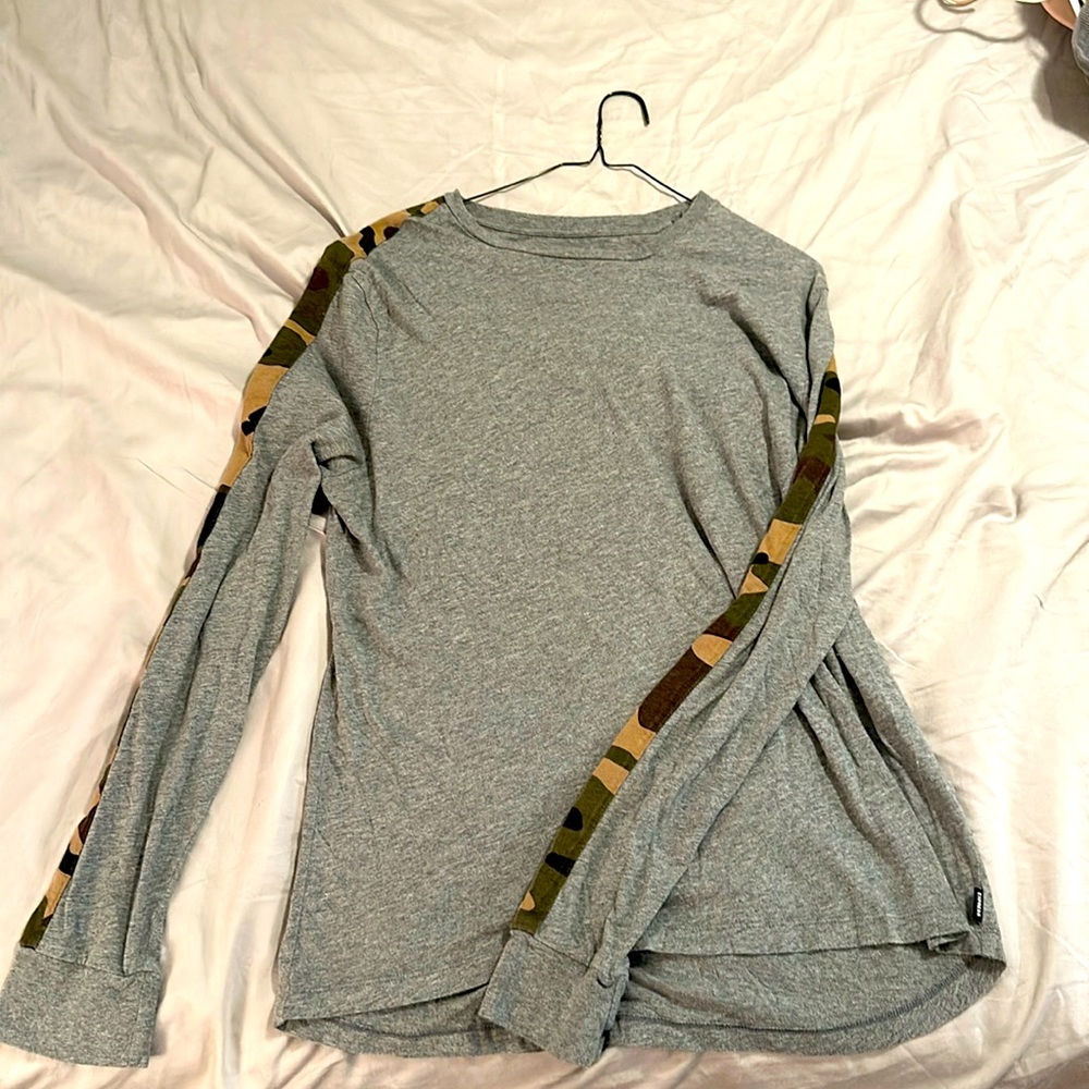 Express Men’s long sleeve